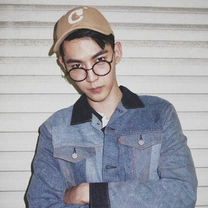 免费看裸体美人
